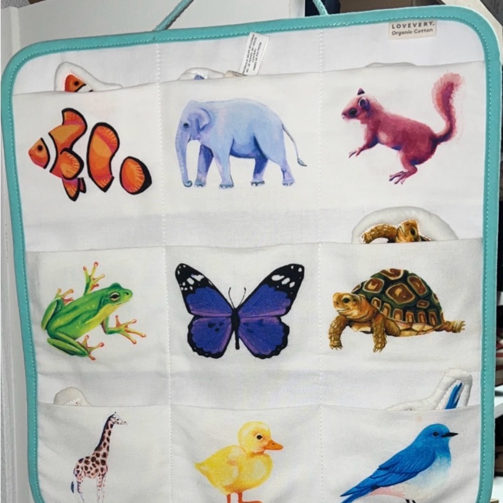 Lovevery Organic Cotton Animal Quilt